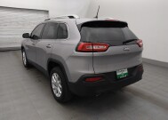 2018 Jeep Cherokee in Tampa, FL 33619 - 18100216 5