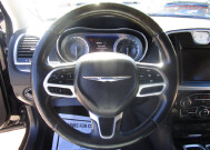 2019 Chrysler 300 in Tampa, FL 33604-6914 - 18101032 33