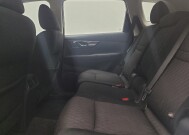 2017 Nissan Rogue in Eastpointe, MI 48021 - 18101452 18