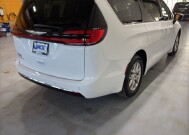 2024 Chrysler Pacifica in Burlington, WI 53105 - 18102086 4