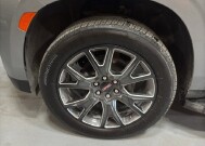2024 GMC Yukon XL in Burlington, WI 53105 - 18102133 9
