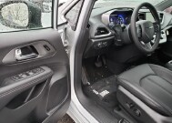 2026 Chrysler Pacifica in Bedford, OH 44146 - 18103965 6