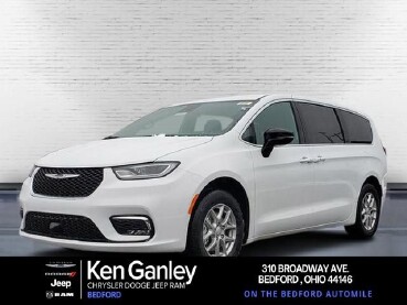 2026 Chrysler Pacifica in Bedford, OH 44146