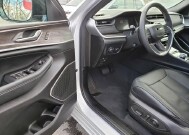 2026 Jeep Grand Cherokee in Bedford, OH 44146 - 18104056 6