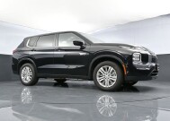 2025 Mitsubishi Outlander in Winchester, VA 22602 - 18104135 26