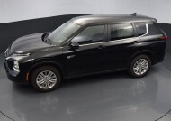 2025 Mitsubishi Outlander in Winchester, VA 22602 - 18104135 31