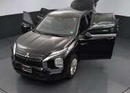 2025 Mitsubishi Outlander in Winchester, VA 22602 - 18104135 34