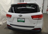 2016 Kia Sorento in Cincinnati, OH 45255 - 18105042 7