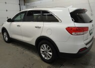 2016 Kia Sorento in Cincinnati, OH 45255 - 18105042 3