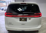 2023 Chrysler Pacifica in Cinnaminson, NJ 08077 - 18105350 4