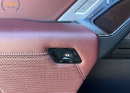 2023 BMW 740i in Decatur, GA 30032 - 18107185 39