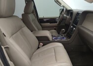 2017 Lincoln Navigator in Orlando, FL 32808 - 18107913 21