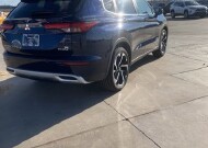 2024 Mitsubishi Outlander in Winslow, AZ 86046 - 18111345 6