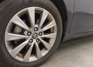 2016 Toyota Camry in Pelham, AL 35124 - 18113504 31