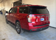 2021 Chevrolet Suburban in Burlington, WI 53105 - 18113678 3