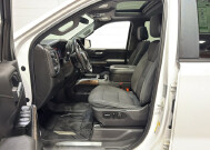 2019 Chevrolet Silverado 1500 in Burlington, WI 53105 - 18113683 16