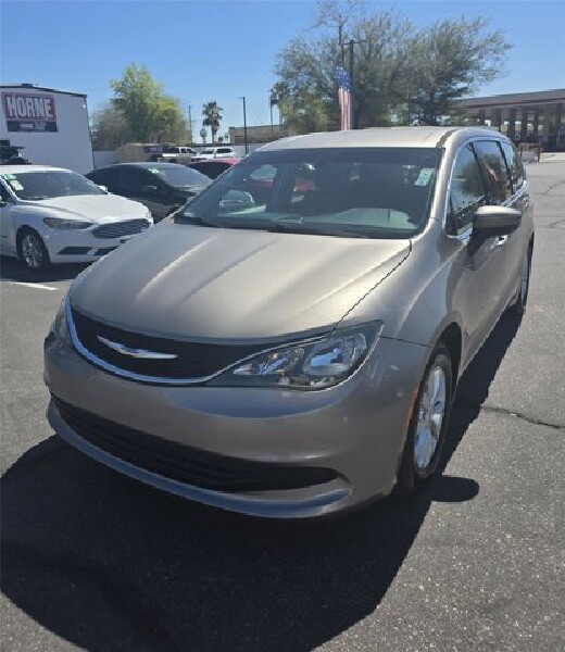 2018 Chrysler Pacifica in Mesa, AZ 85212 - 18115024