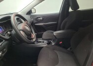 2019 Jeep Cherokee in Fresno, CA 93726 - 18115419 17