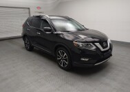 2019 Nissan Rogue in Des Moines, IA 50310 - 18116013 11