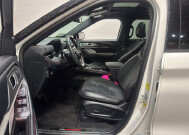 2025 Ford Explorer in Burlington, WI 53105 - 18116874 15