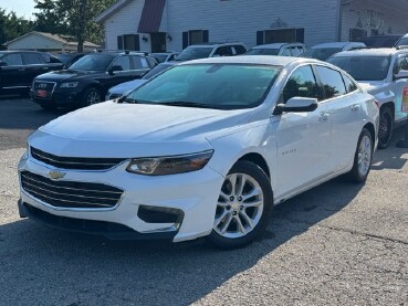 2018 Chevrolet Malibu in Flowery Branch, GA 30542