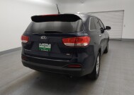 2016 Kia Sorento in Colorado Springs, CO 80909 - 18117068 7