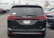 2026 Chrysler Pacifica in Bedford, OH 44146 - 18118165 4