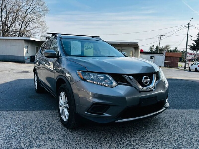 2016 Nissan Rogue in Harrisonburg, VA 22801 - 18118477