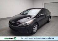 2017 Kia Forte in Bakersfield, CA 93309 - 18118509 1