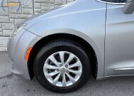 2017 Chrysler Pacifica in Decatur, GA 30032 - 18119805 9