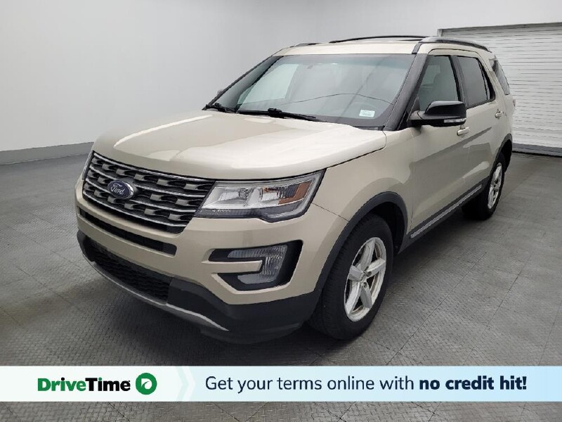 2017 Ford Explorer in Orlando, FL 32808 - 18120074