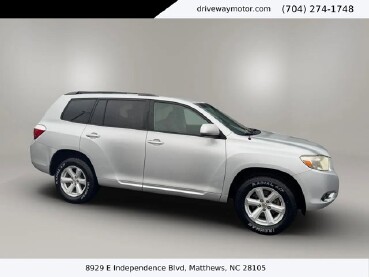 2010 Toyota Highlander in Matthews, NC 28105