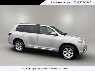 2010 Toyota Highlander in Matthews, NC 28105