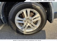 2010 Honda CR-V in Matthews, NC 28105 - 18120380 6
