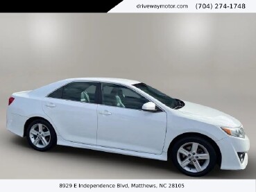 2013 Toyota Camry in Matthews, NC 28105