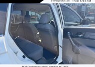 2009 Honda CR-V in Matthews, NC 28105 - 18120404 8