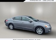 2015 Nissan Altima in Matthews, NC 28105 - 18120408 1