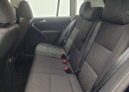2015 Volkswagen Tiguan in Indianapolis, IN 46222 - 18120733 18