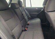 2015 Volkswagen Tiguan in Indianapolis, IN 46222 - 18120733 19