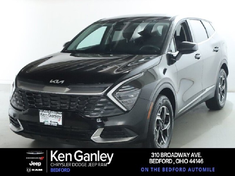 2025 Kia Sportage in Bedford, OH 44146 - 18121162