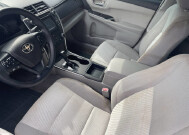 2015 Toyota Camry in Mount Vernon, WA 98273 - 18121552 4