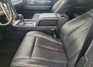 2017 Lincoln Navigator in Bradenton, FL 34207 - 18122283 17