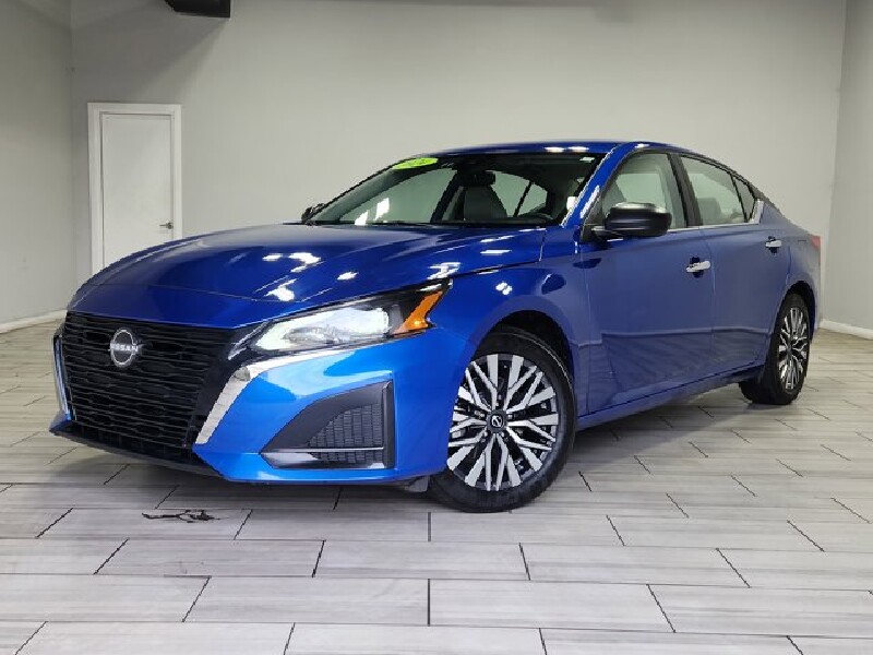 2025 Nissan Altima in Cinnaminson, NJ 08077 - 18122378