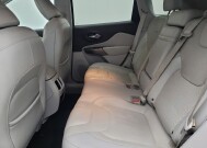 2019 Jeep Cherokee in Gainesville, FL 32609 - 18122998 18