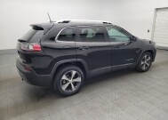 2019 Jeep Cherokee in Gainesville, FL 32609 - 18122998 10