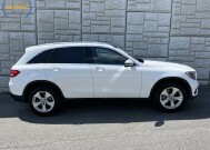2018 Mercedes-Benz GLC 300 in Decatur, GA 30032 - 18123562 8