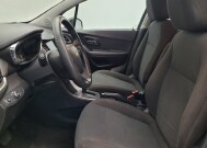2020 Chevrolet Trax in Kissimmee, FL 34744 - 18123971 17