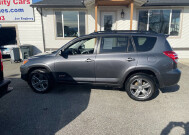 2009 Toyota RAV4 in Mount Vernon, WA 98273 - 18124971 1