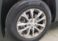 2019 Jeep Cherokee in Grand Rapids, MI 49508 - 18125446 31