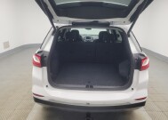 2020 Chevrolet Equinox in Indianapolis, IN 46222 - 18125975 29